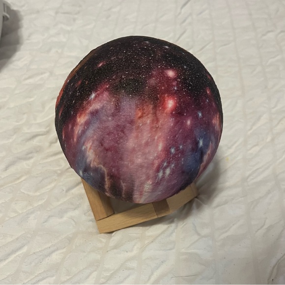 moon galaxy glow up lamp - Picture 1 of 4